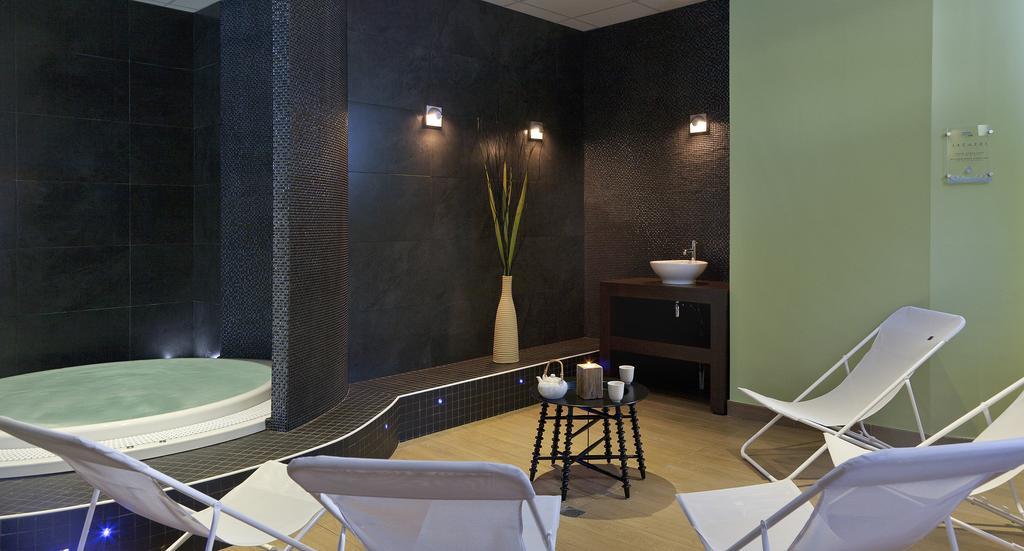 Hotel Club Mmv Altitude **** Les Arcs  ภายนอก รูปภาพ